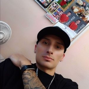 Meet your Posher, Josh